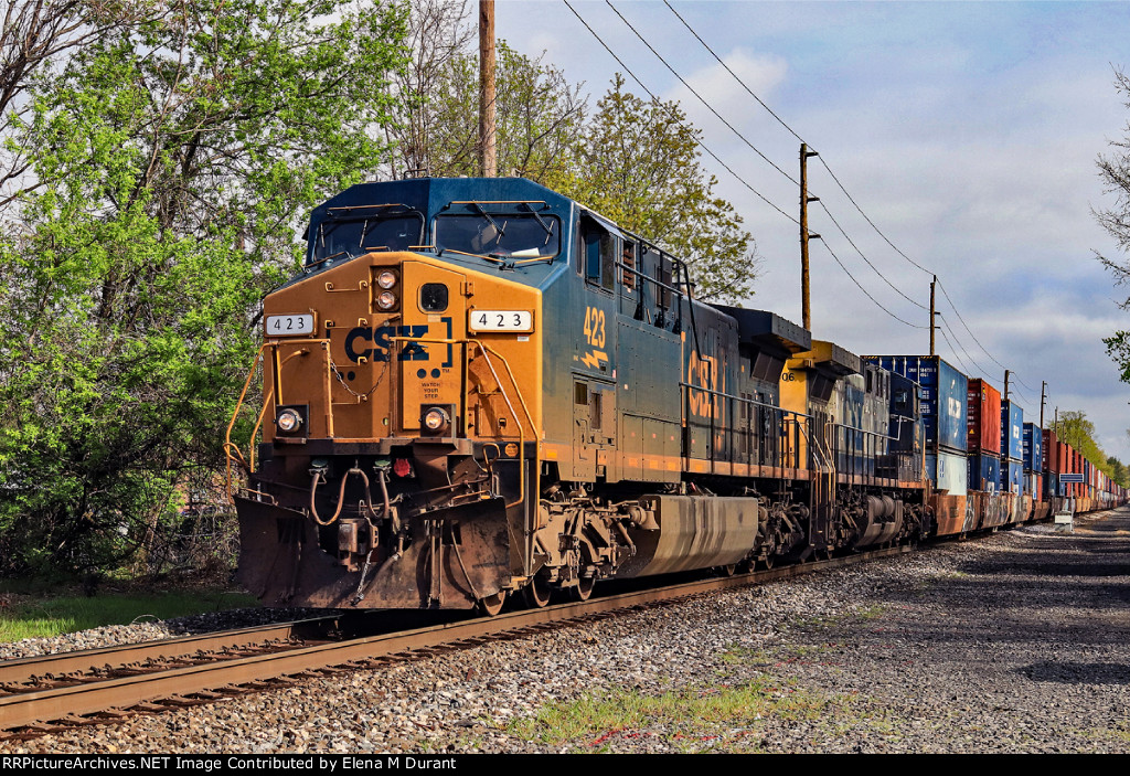 CSX 423 on I-168